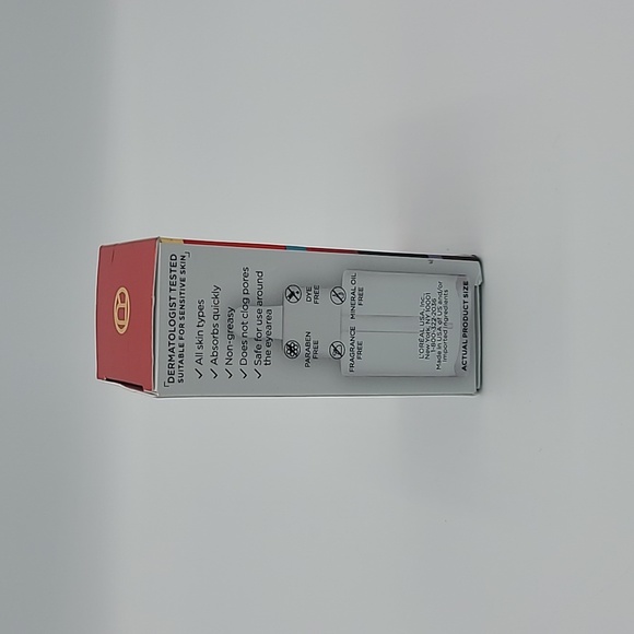 L'Oreal Paris Revitalift Derm Intensives Hyaluronic Acid Face Serum, Trial Size. - Picture 3 of 7